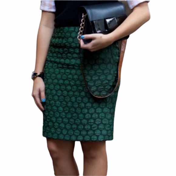 MAEVE Anthropologie green on green polka dot pencil skirt SIZE 2 - Picture 4 of 7